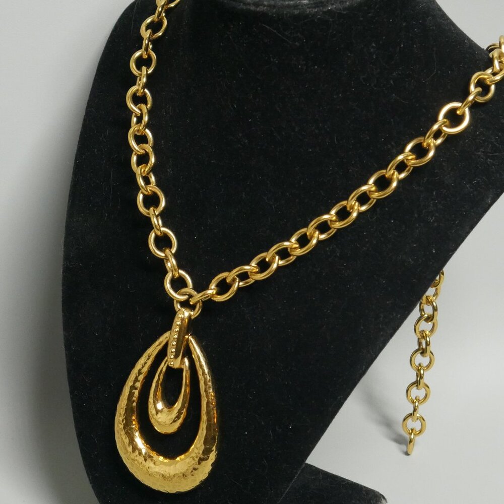 VTG Monet Gold Tone Pendant Necklace Hammered Doorknocker Teardrop Chunky Chain